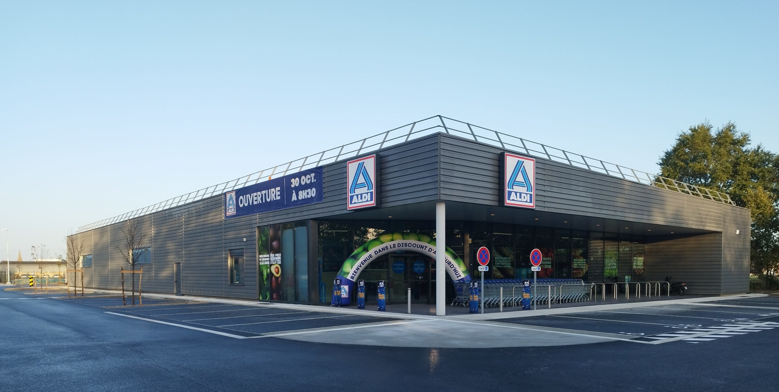 Construction et inauguration magasin Aldi Nègrepelisse